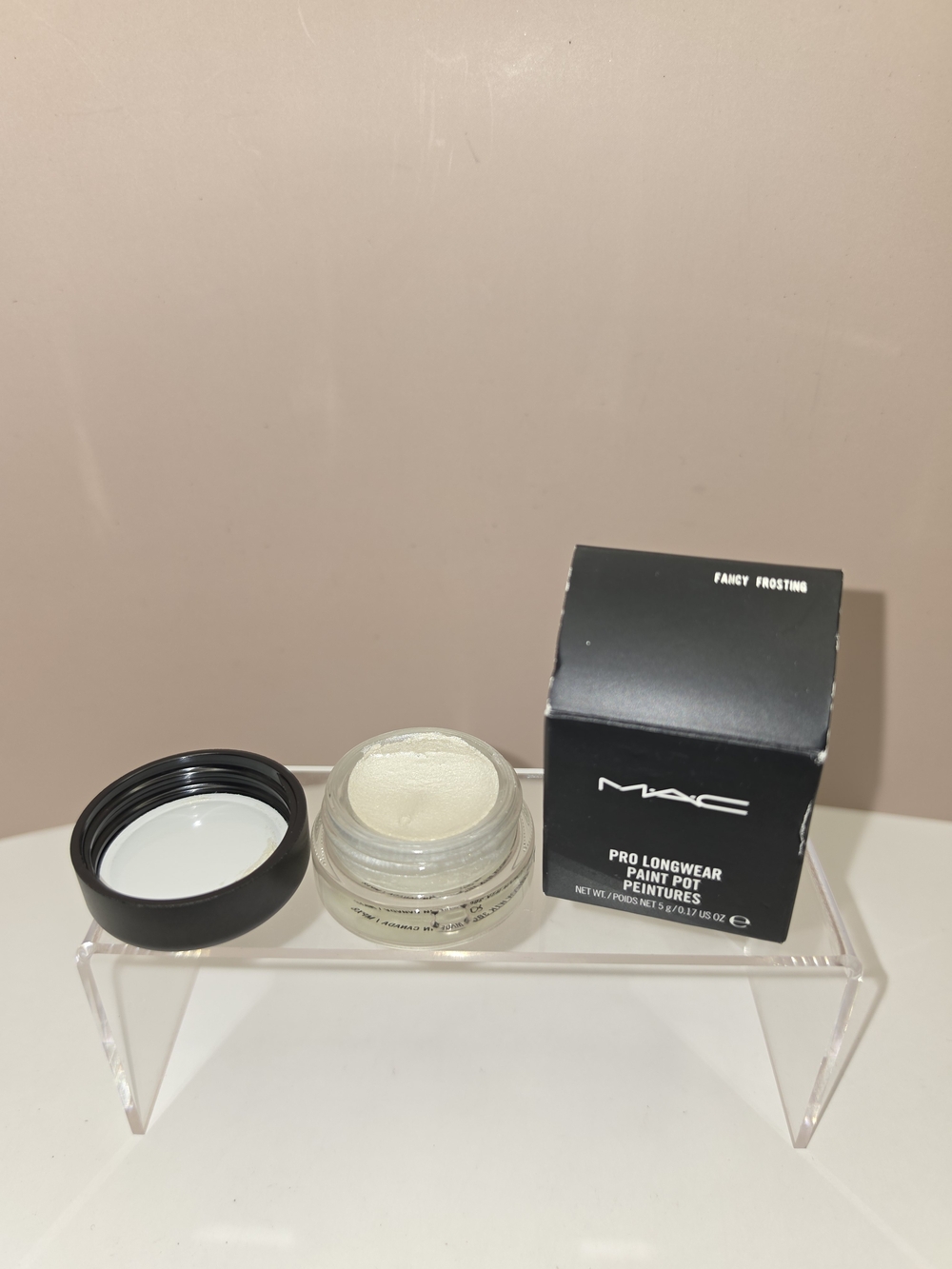 LIMITED EDITION MAC Pro Longwear Paint Pot - "Fancy Frosting"